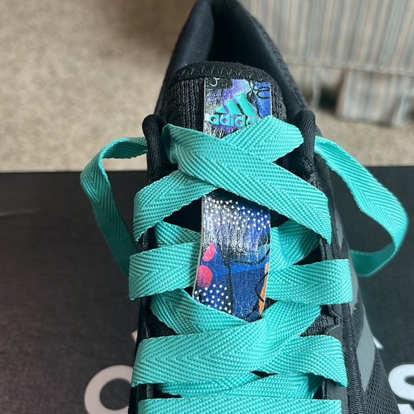 Adidas edge lux 4 running shoes. Size 9.5 - Picture 6 of 8